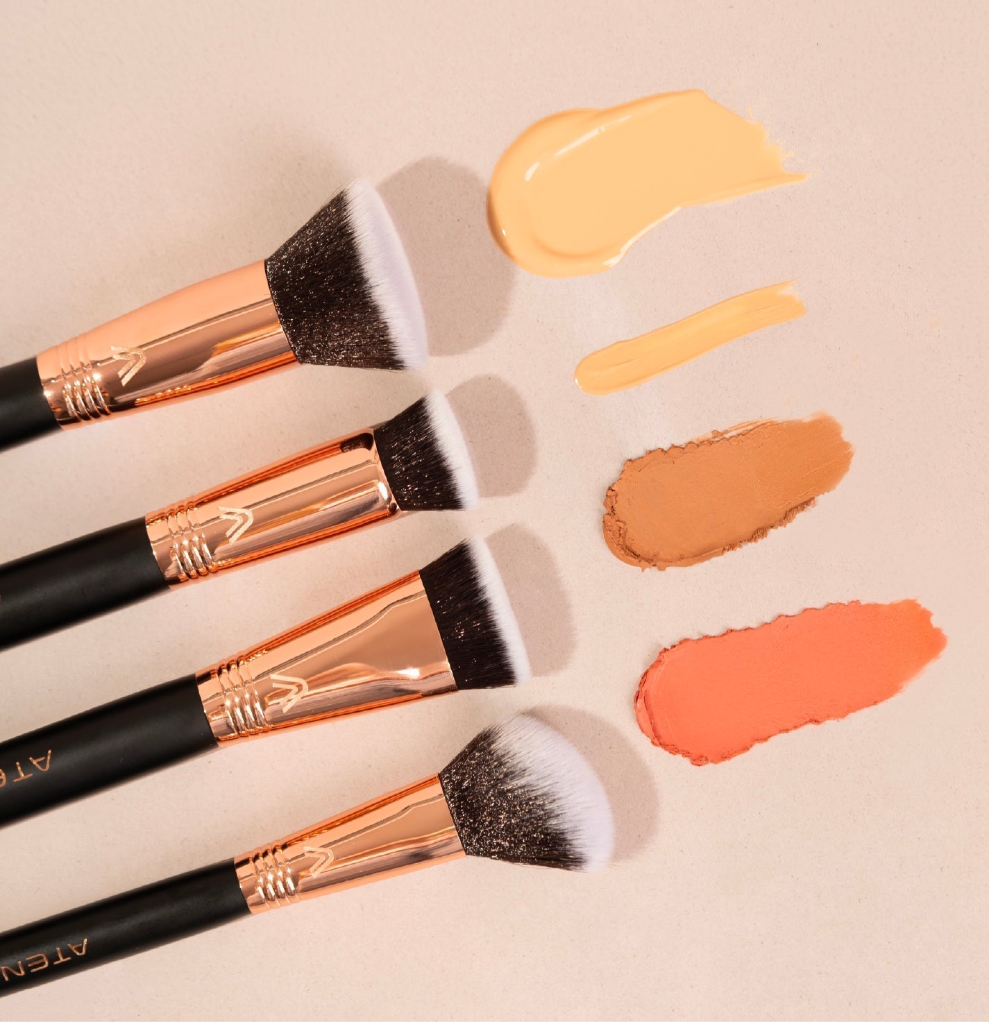 Cómo Lograr un Maquillaje Profesional: La Guía Definitiva con Atenea