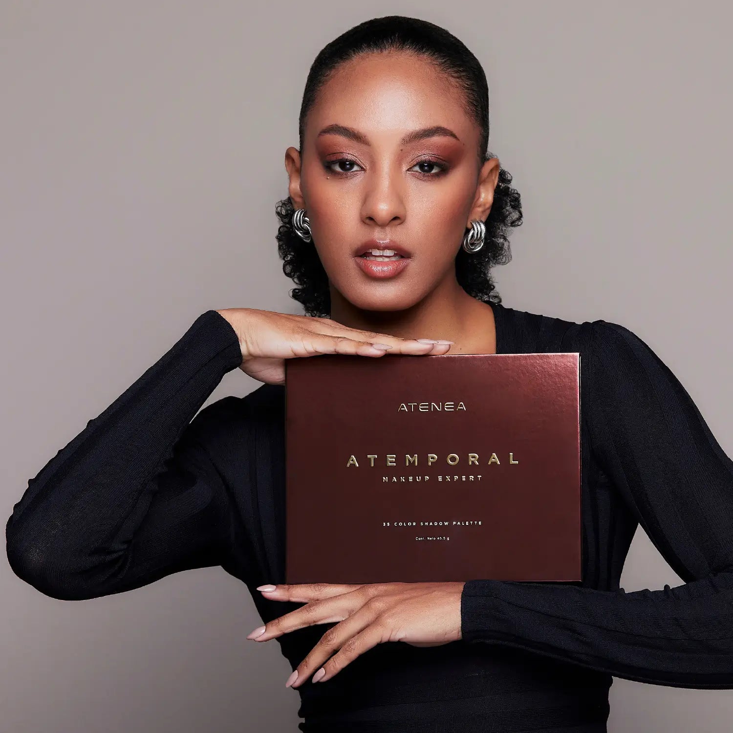 PALETA DE SOMBRAS ATEMPORAL | MAKEUP EXPERT
