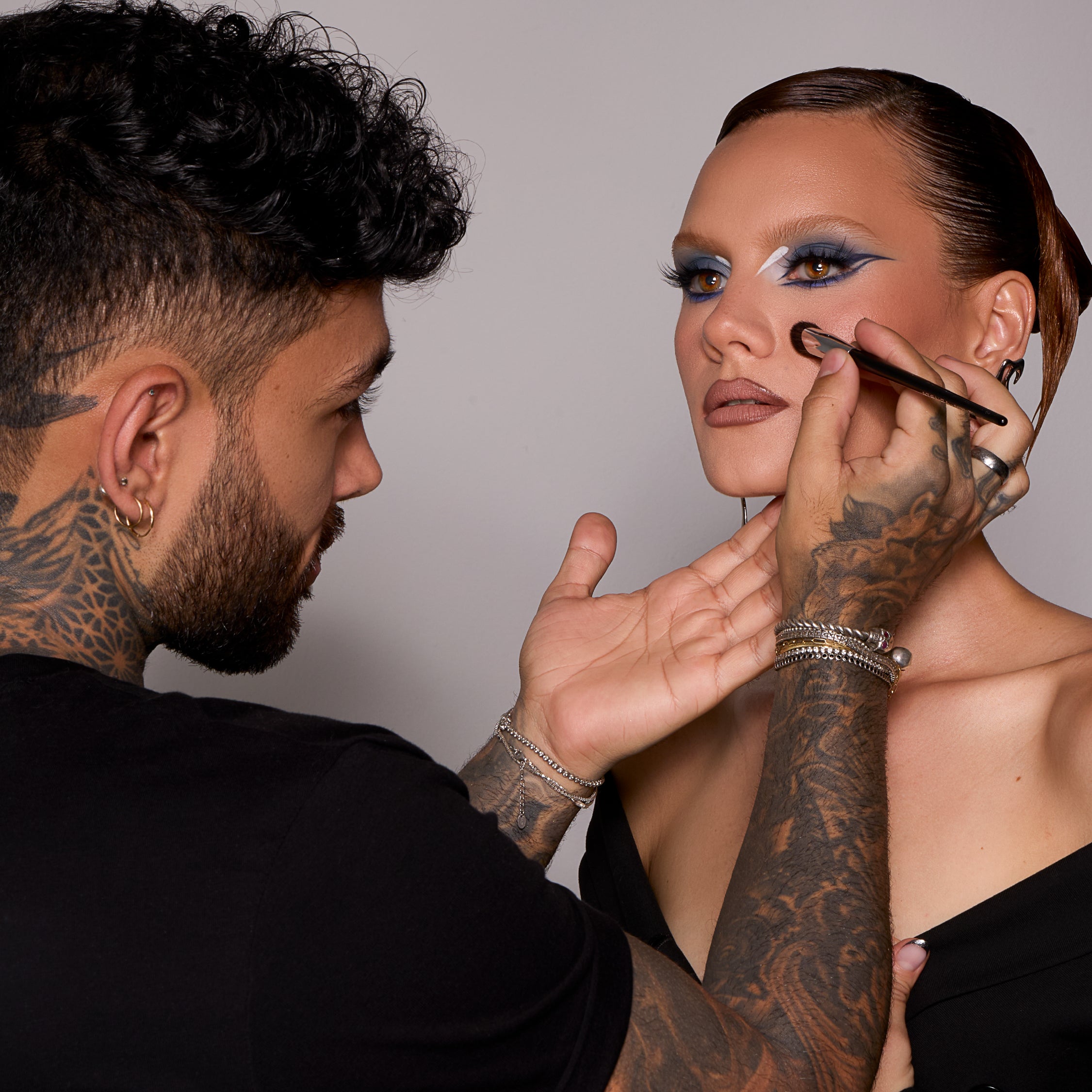 PR BOX ATENEA X FERRAZZO: DISCOVER YOUR EDITORIAL SIDE
