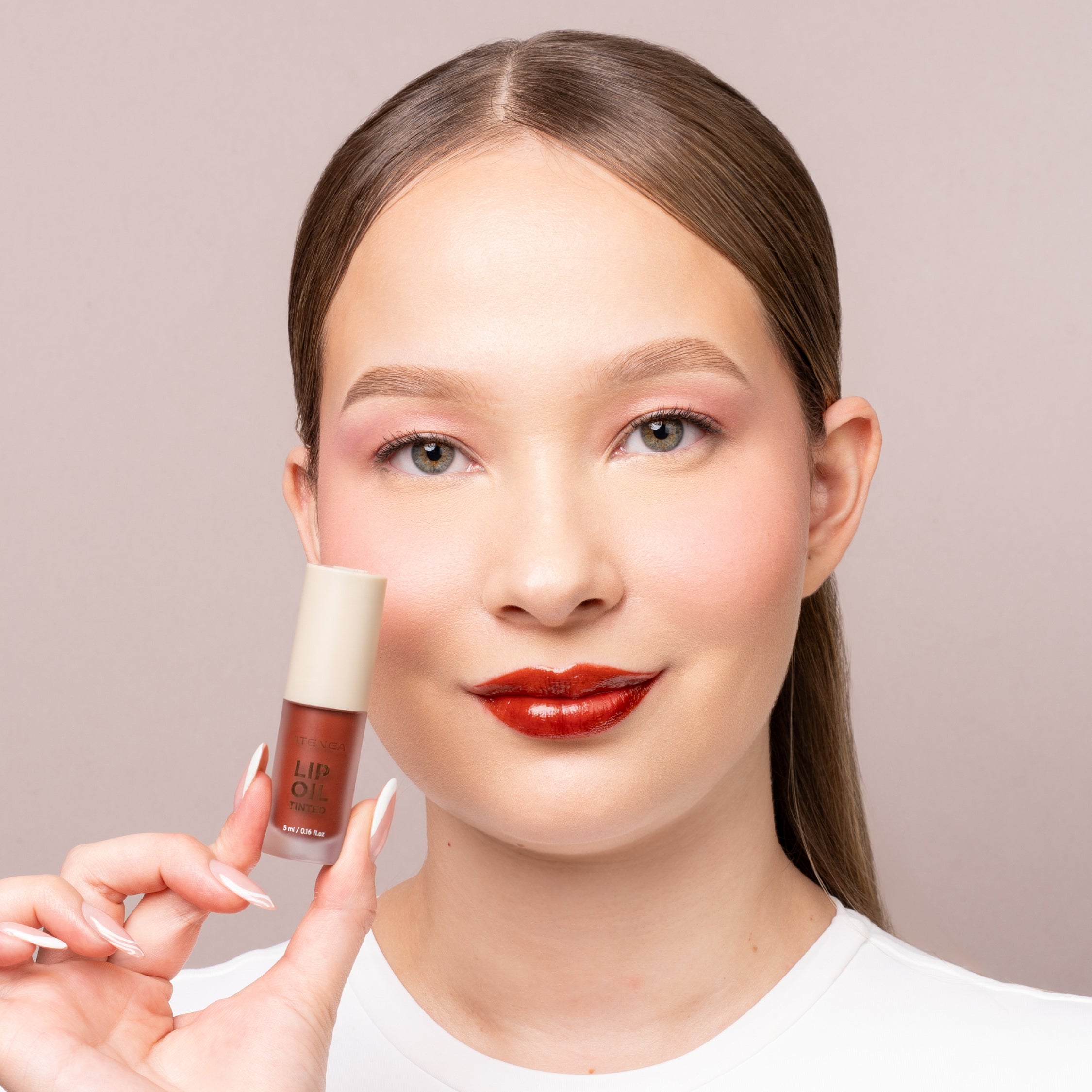 LIP OIL TINTED